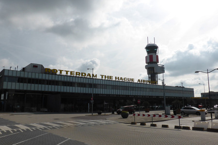 鹿特丹海牙机场
